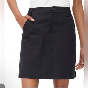 Tilley Women’s Black Travel/Hiking Skort – Size L